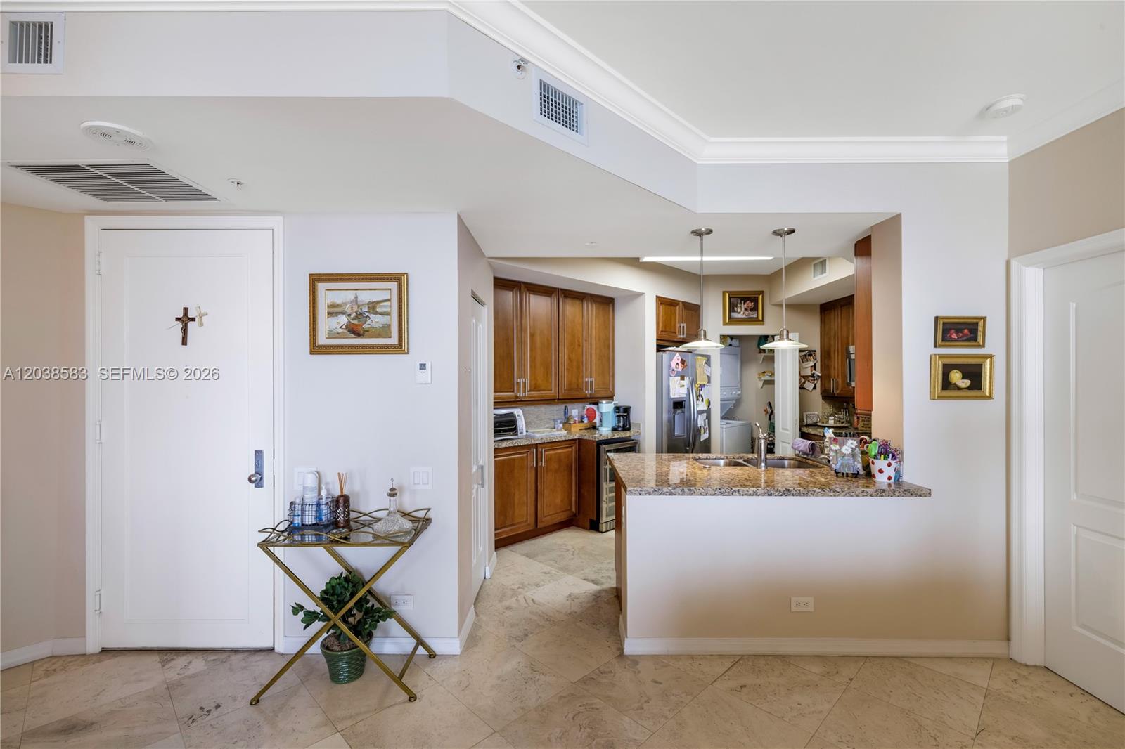 888 Brickell Key Dr # 1010