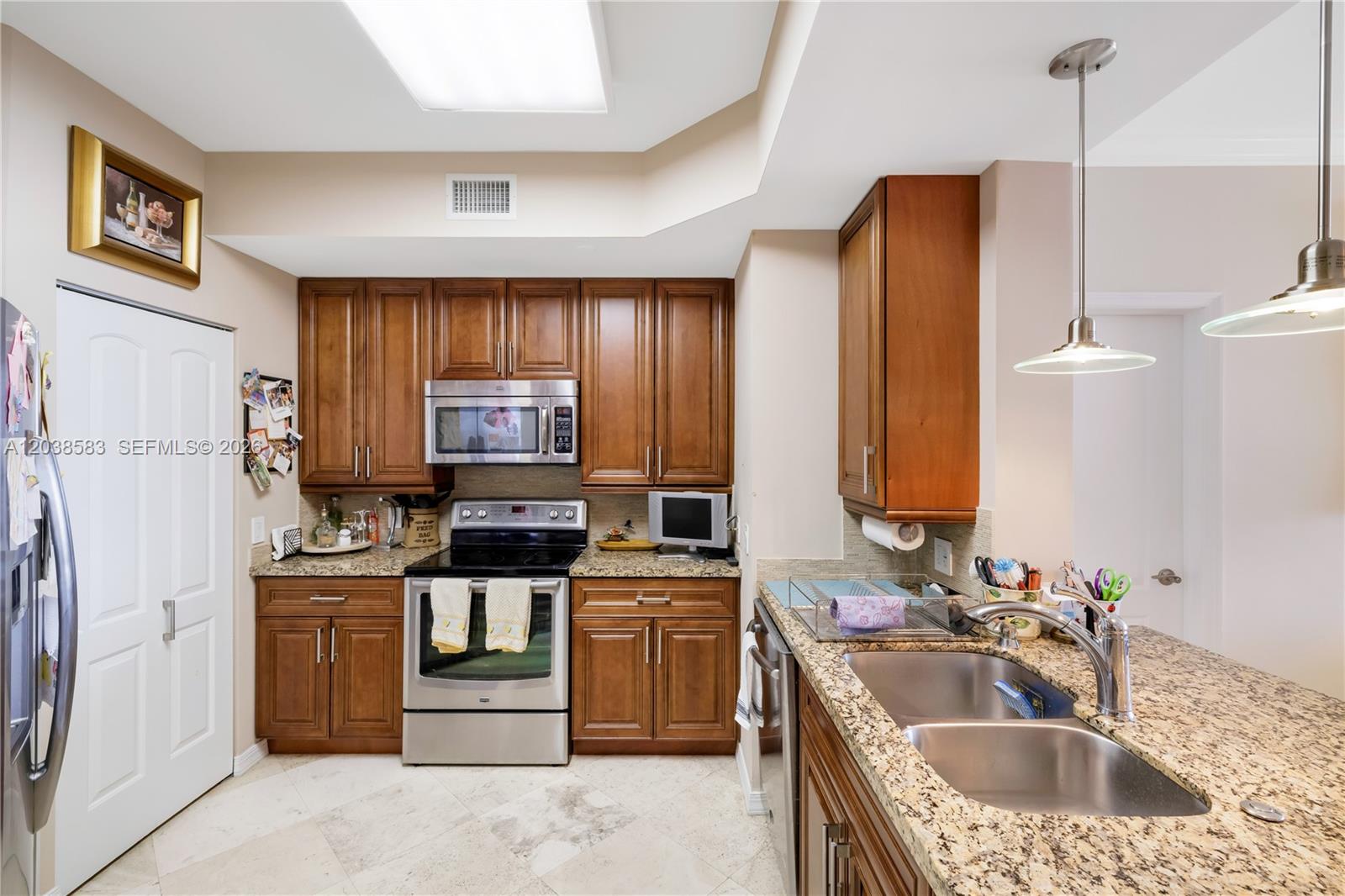 888 Brickell Key Dr # 1010
