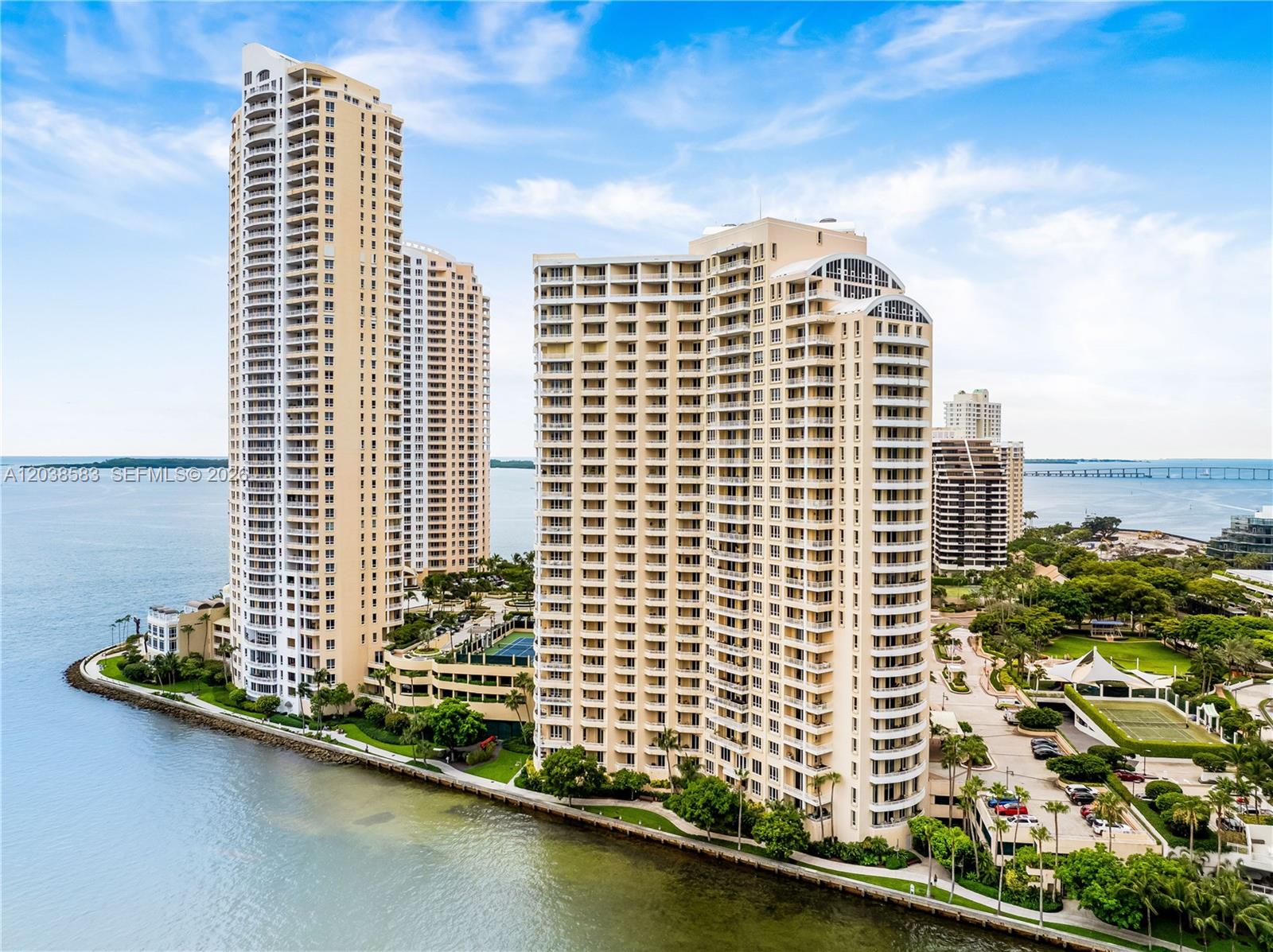 888 Brickell Key Dr # 1010