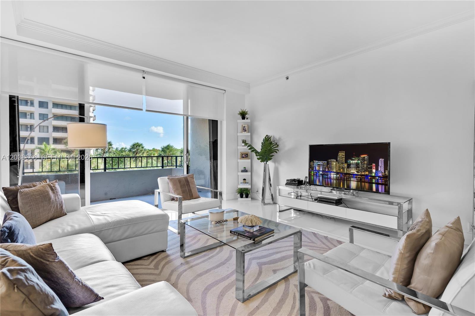 251 Crandon Blvd # 322