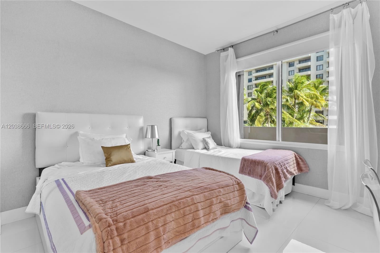 251 Crandon Blvd # 322