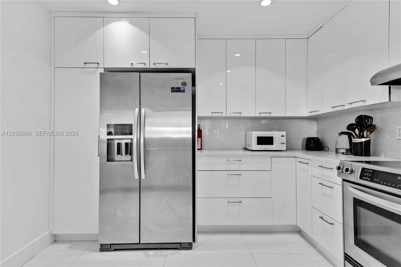 251 Crandon Blvd # 322