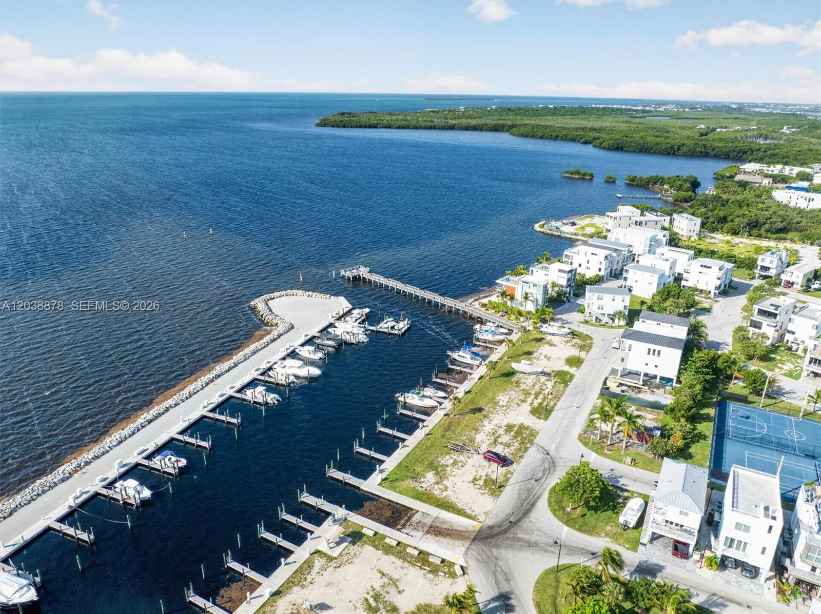 94825 OVERSEAS HIGHWAY #123
