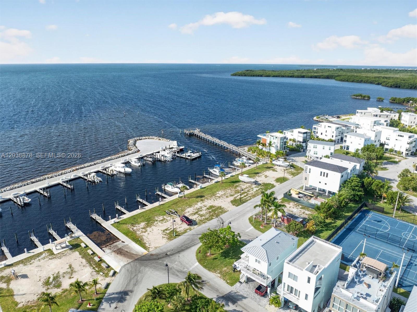 94825 OVERSEAS HIGHWAY #123