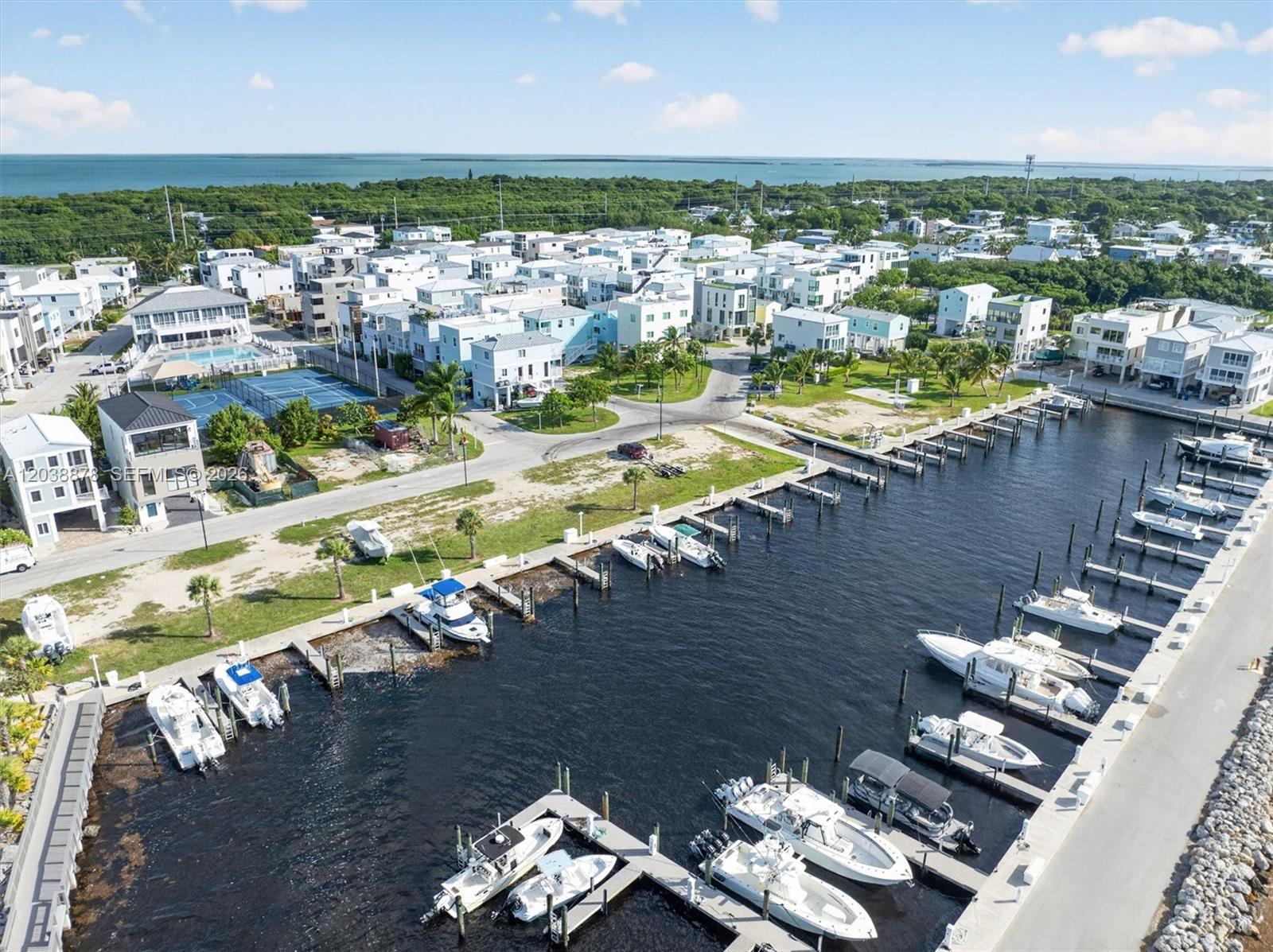 94825 OVERSEAS HIGHWAY #123