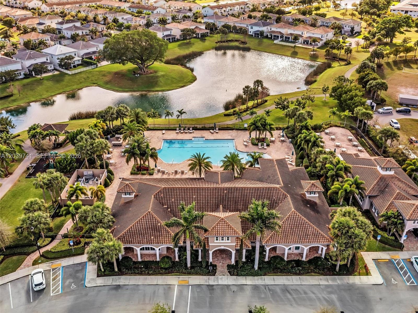 1183 Eucalyptus Dr