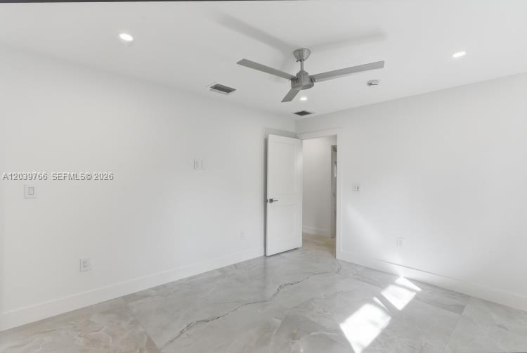 291 E Shore Dr E