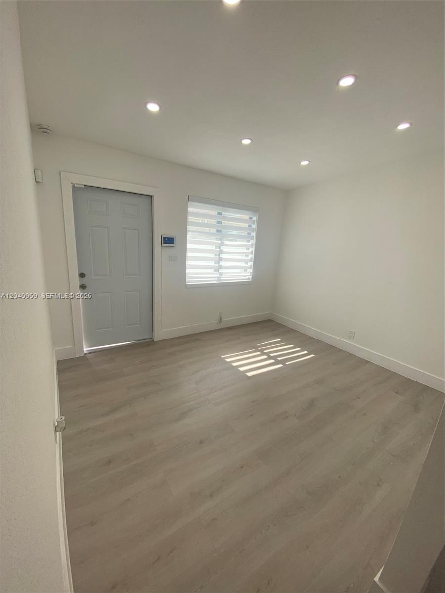 1170 NW 25th St # 1170