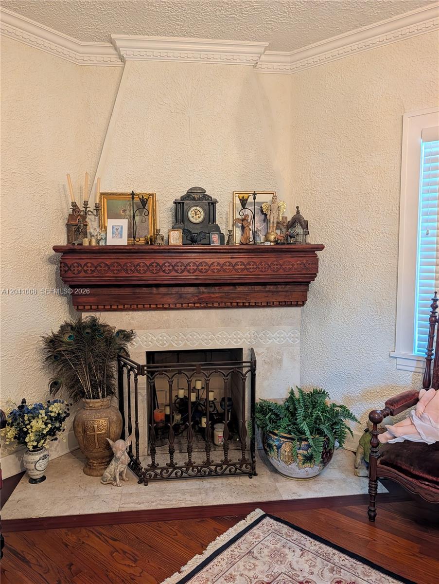 1324 Sorolla Ave