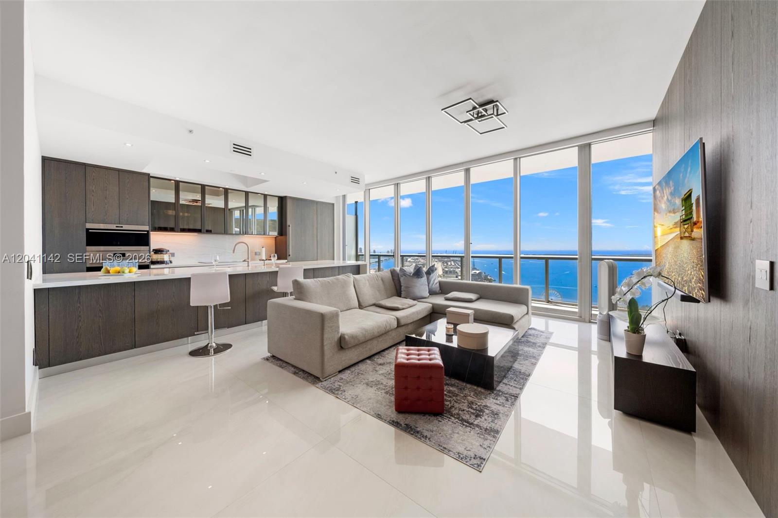 888 Biscayne Blvd # 5404