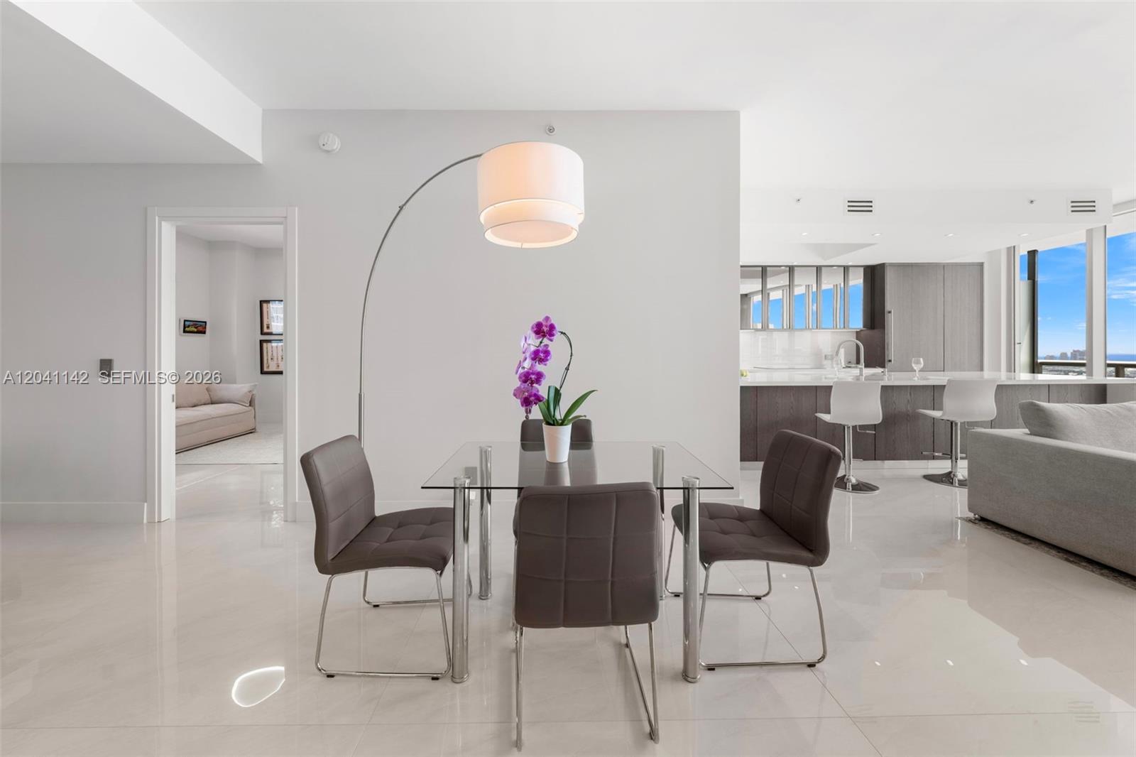888 Biscayne Blvd # 5404