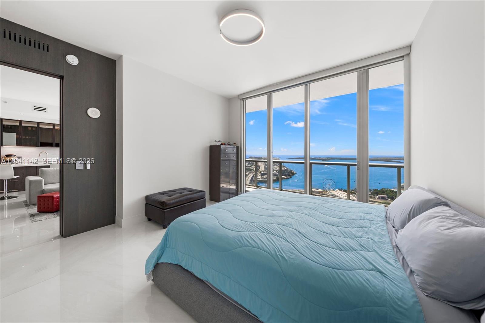 888 Biscayne Blvd # 5404