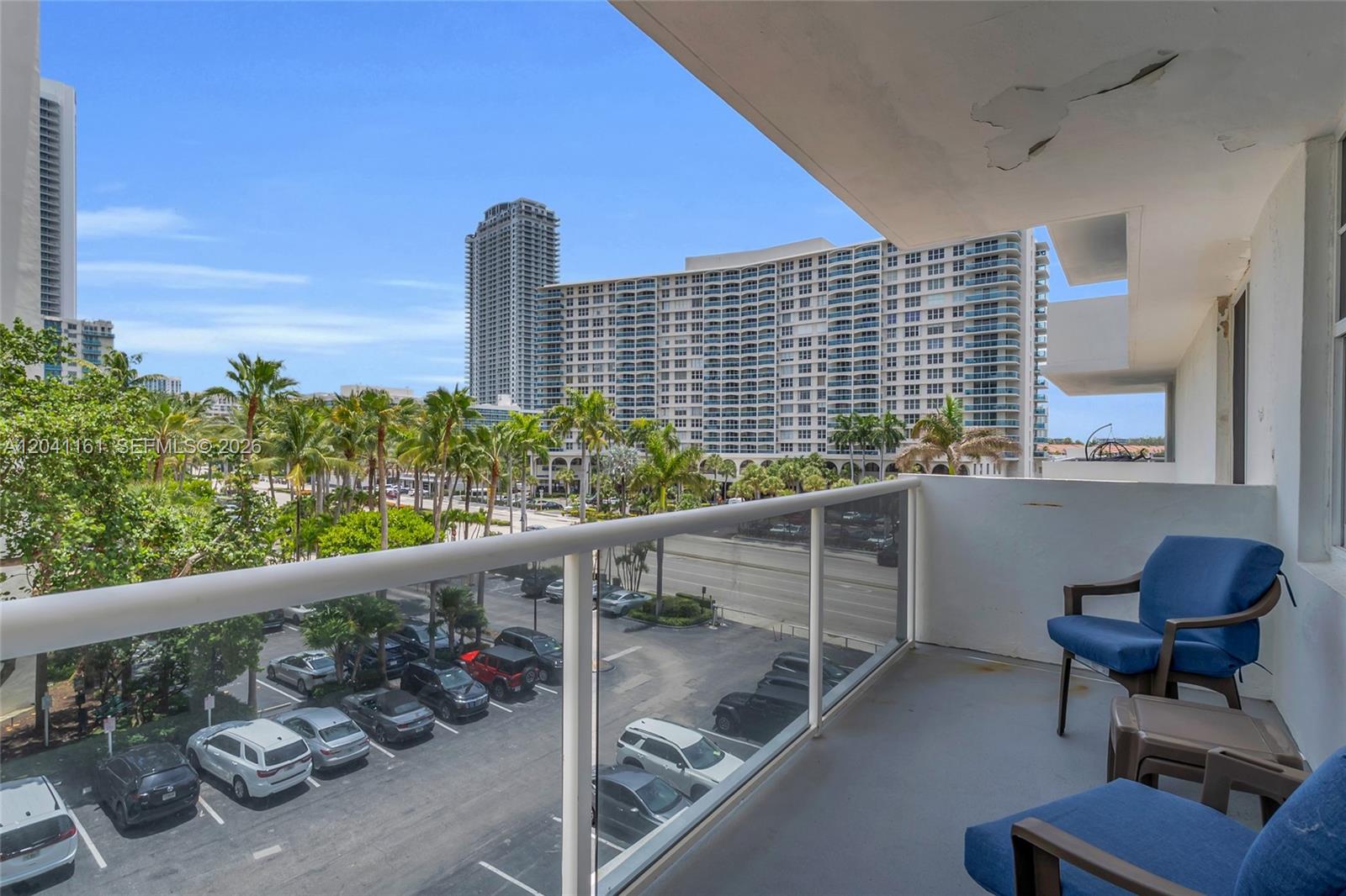 3725 S Ocean Dr # 422