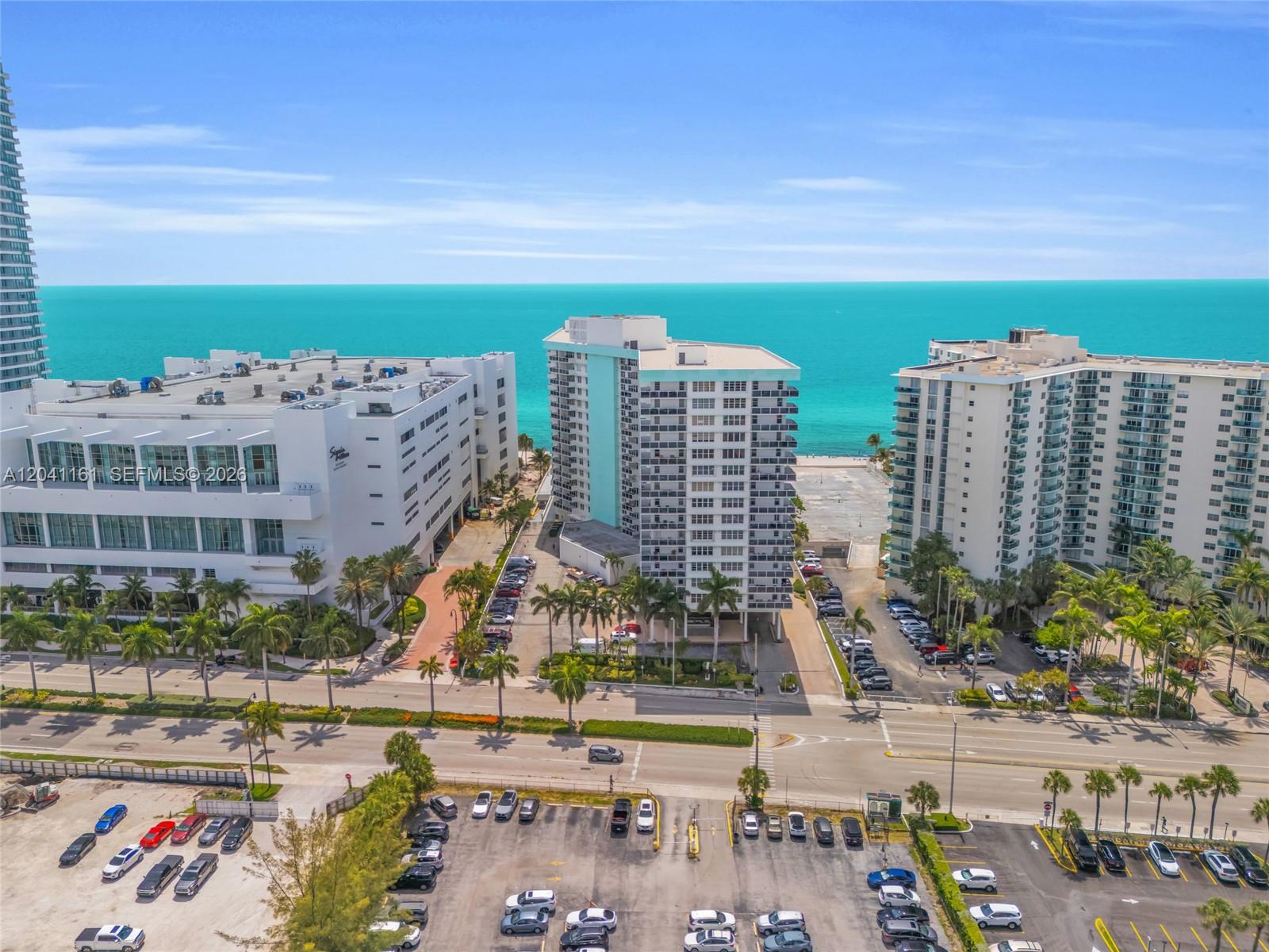 3725 S Ocean Dr # 422