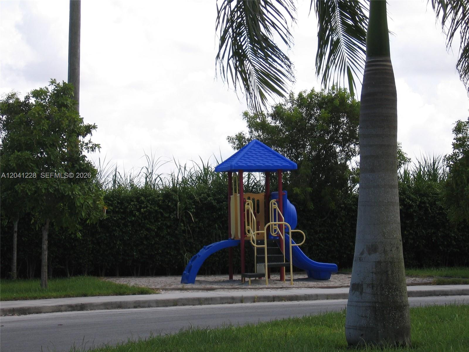 2973 SE 15th Ter