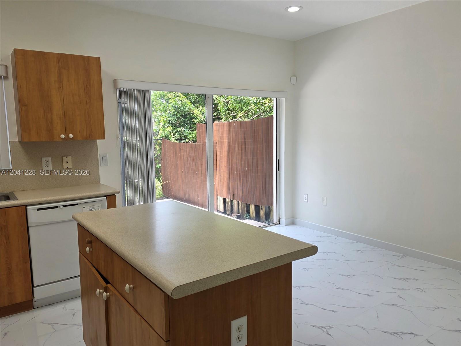 2973 SE 15th Ter