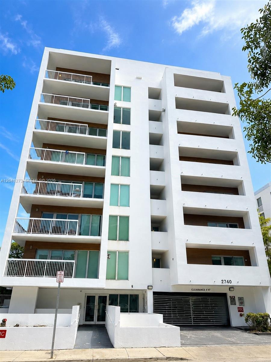 2740 SW 28th Ter # 208