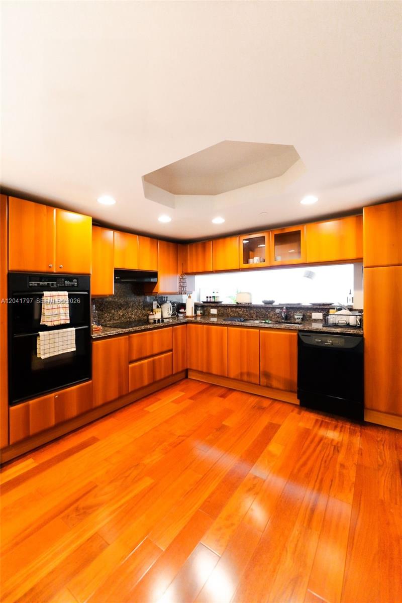 9595 Collins Ave # C Unit: N9-C