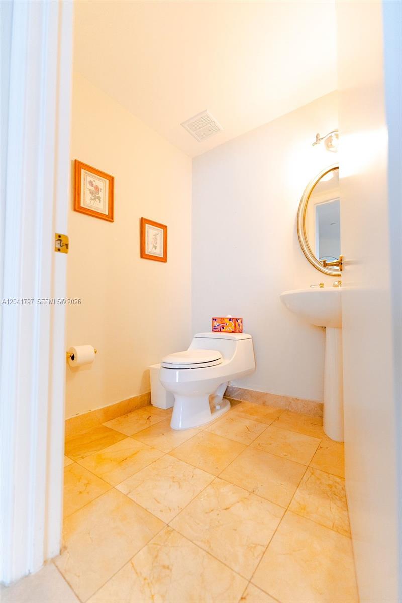 9595 Collins Ave # C Unit: N9-C