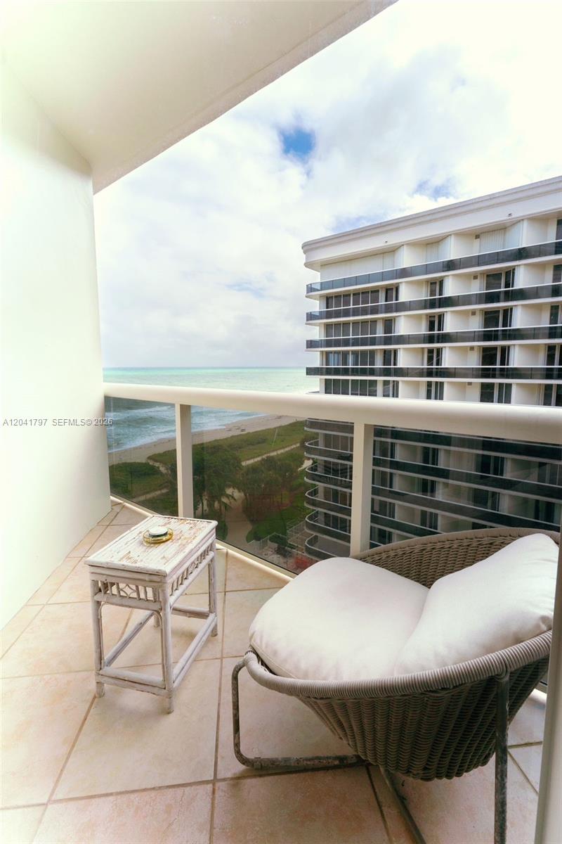 9595 Collins Ave # C Unit: N9-C