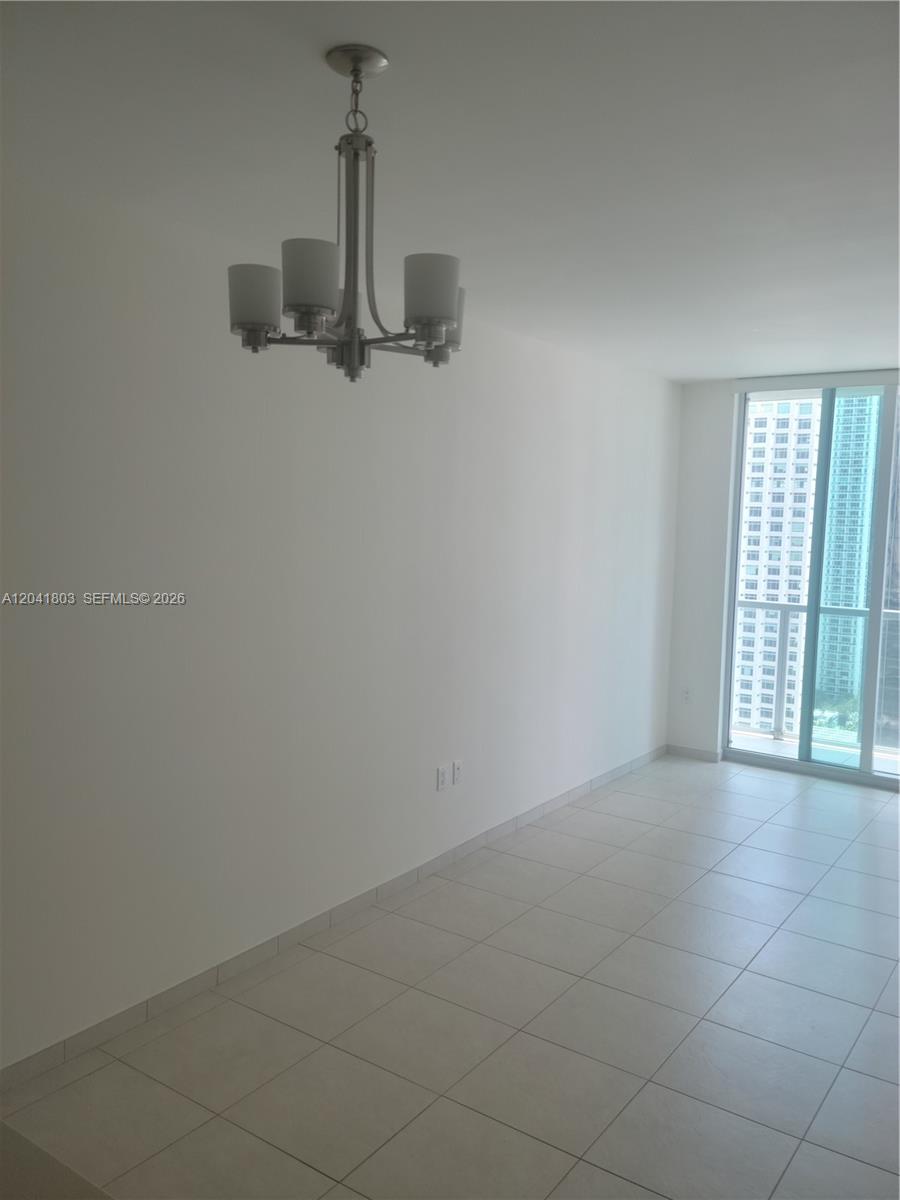 500 Brickell Ave # 2604