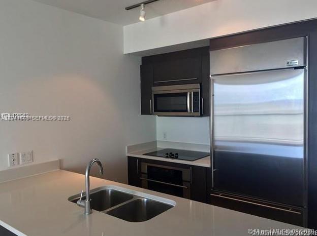 500 Brickell Ave # 2604