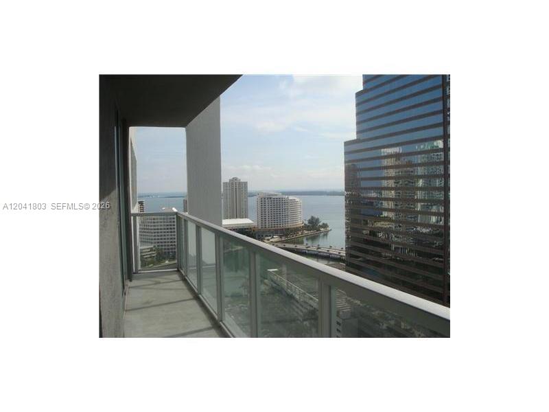 500 Brickell Ave # 2604