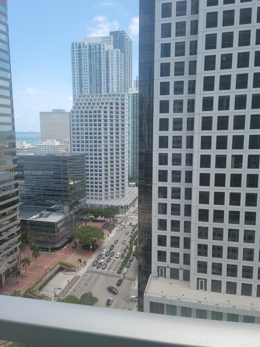 500 Brickell Ave # 2604