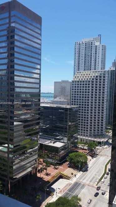 500 Brickell Ave # 2604