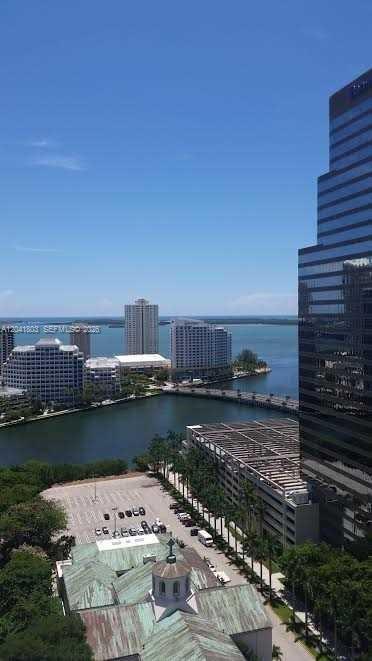 500 Brickell Ave # 2604