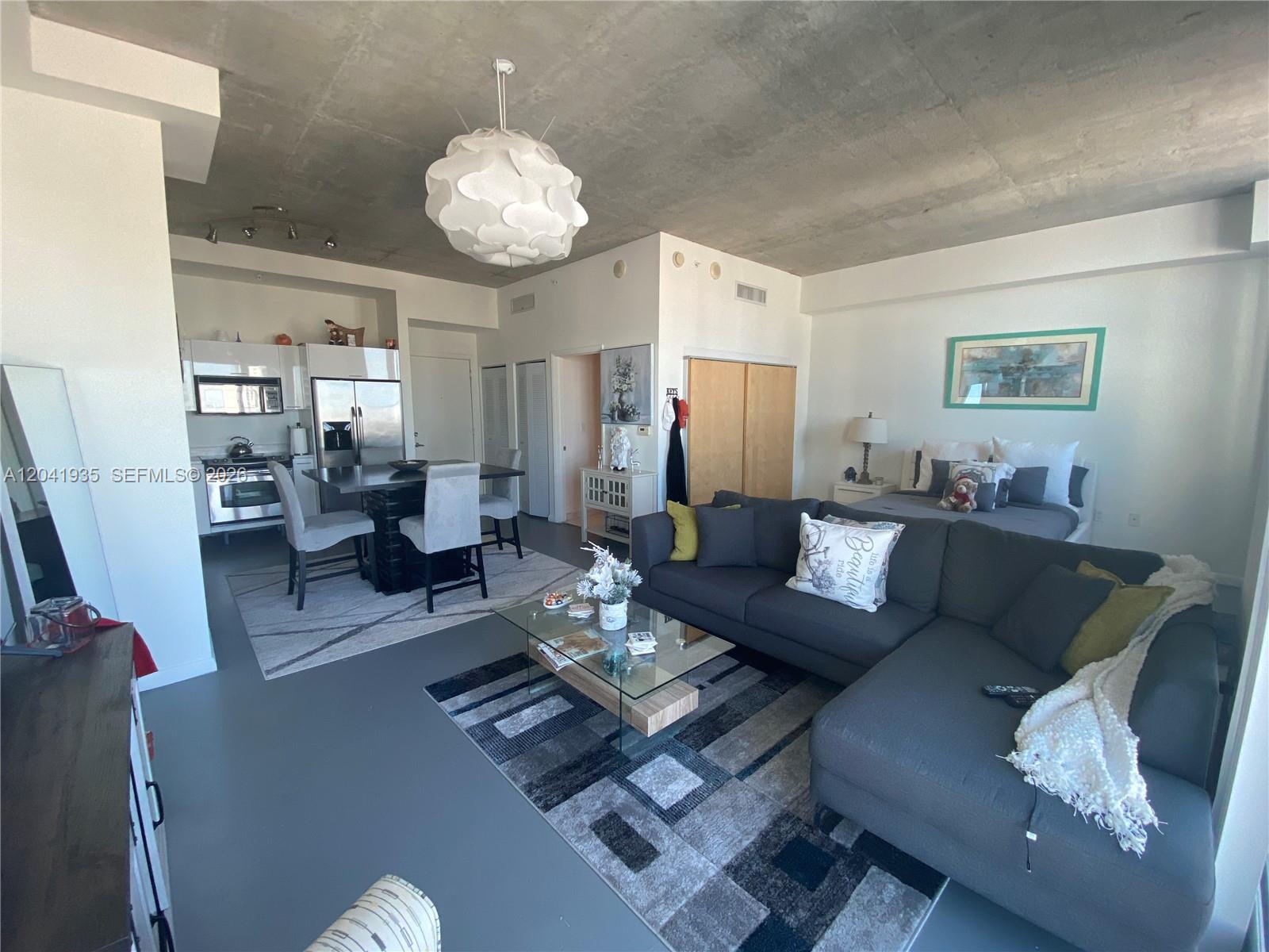 133 NE 2nd Ave # 3409