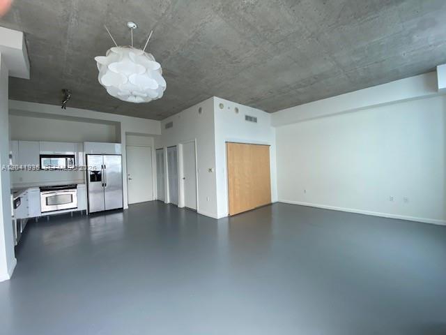 133 NE 2nd Ave # 3409