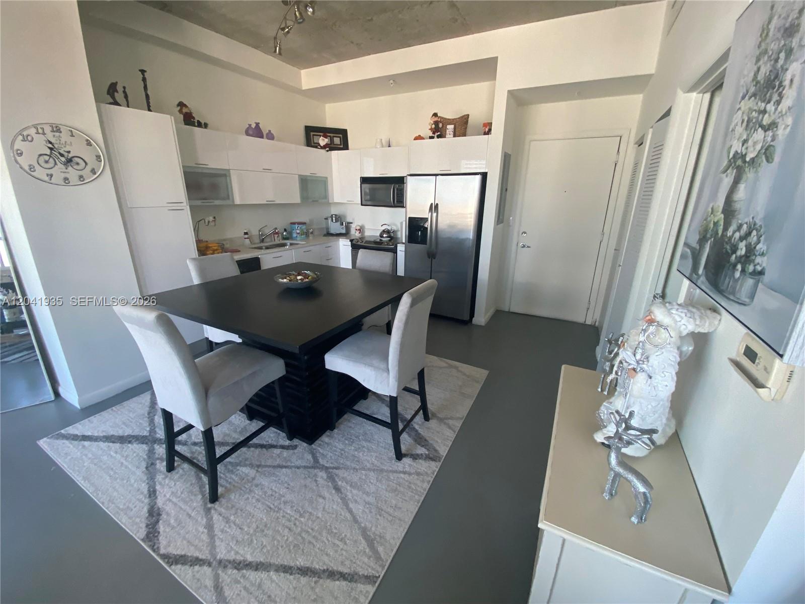 133 NE 2nd Ave # 3409