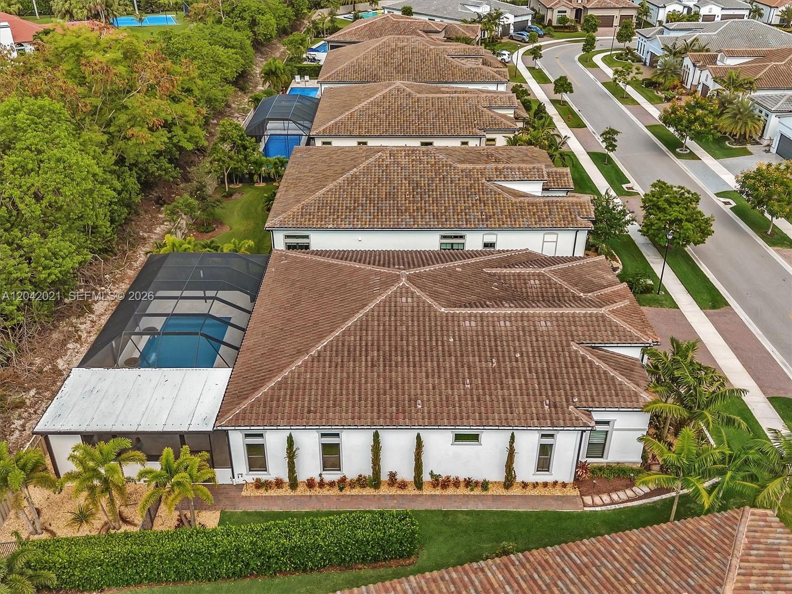 7680 Cavern Ln