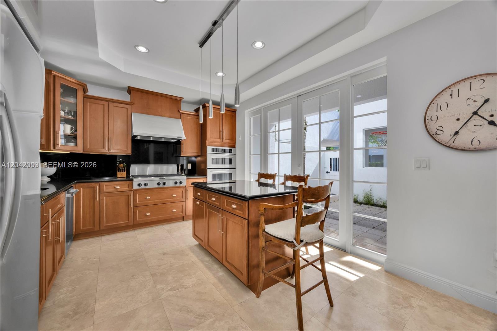 7614 SW 54th Ave