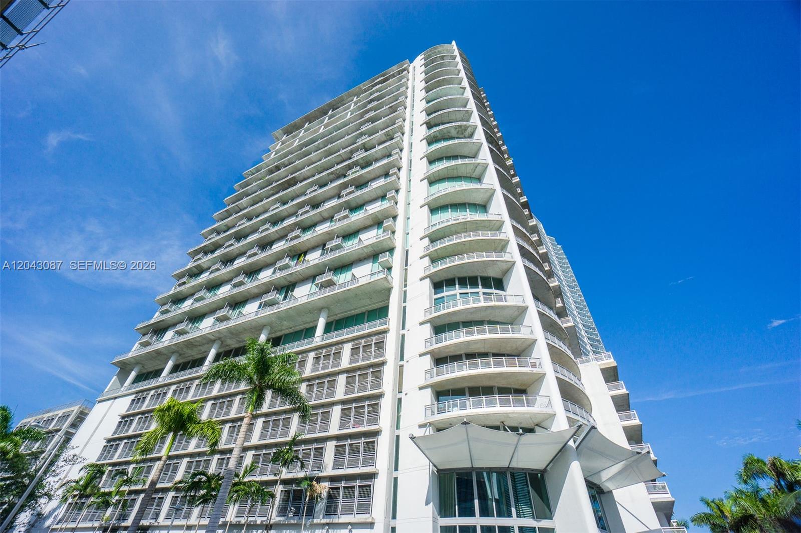 690 SW 1 Ct # 2703