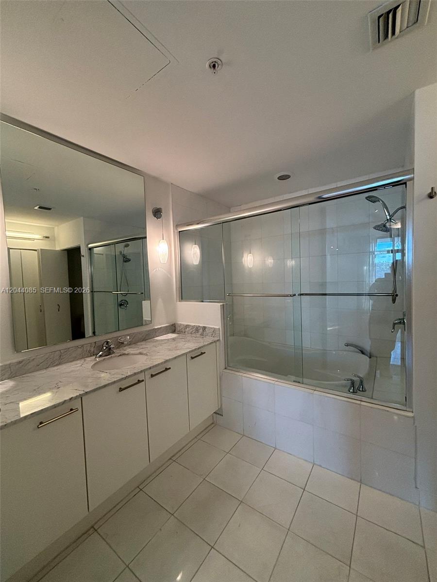2001 Meridian Ave # 309
