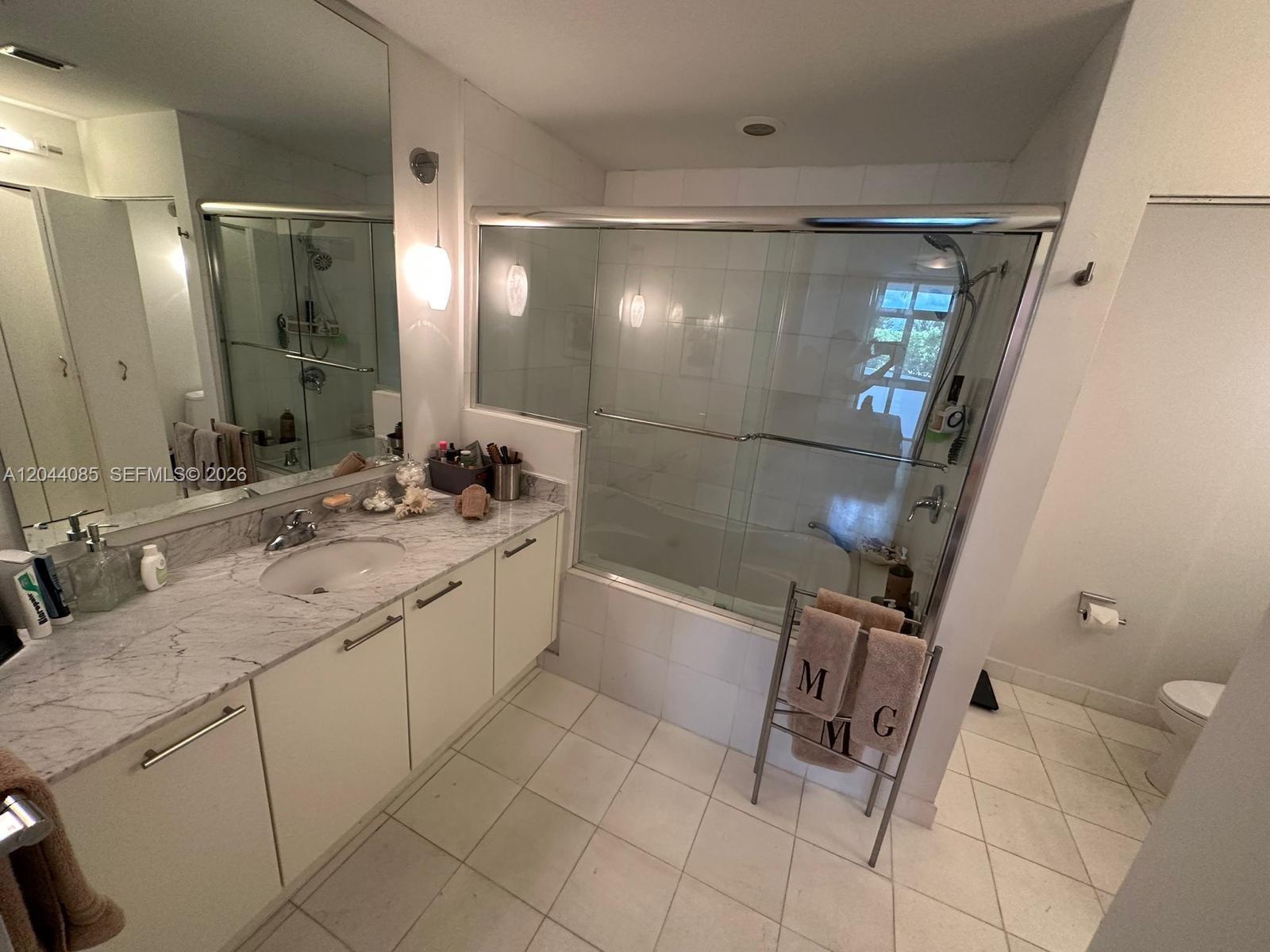 2001 Meridian Ave # 309