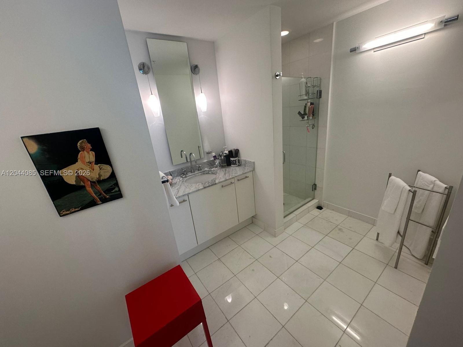 2001 Meridian Ave # 309