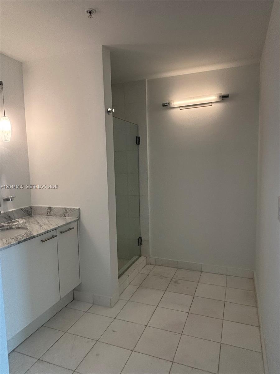 2001 Meridian Ave # 309