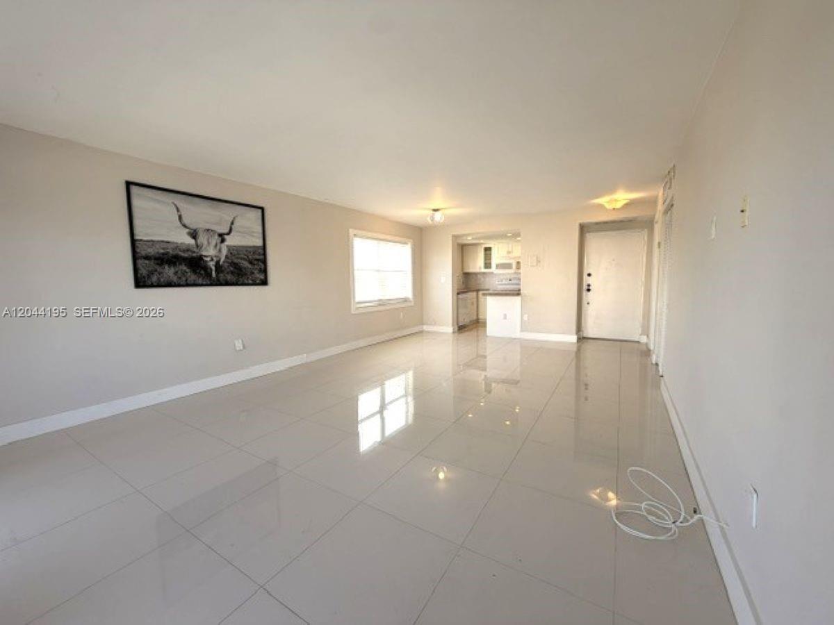 4141 Nautilus Dr # 4J