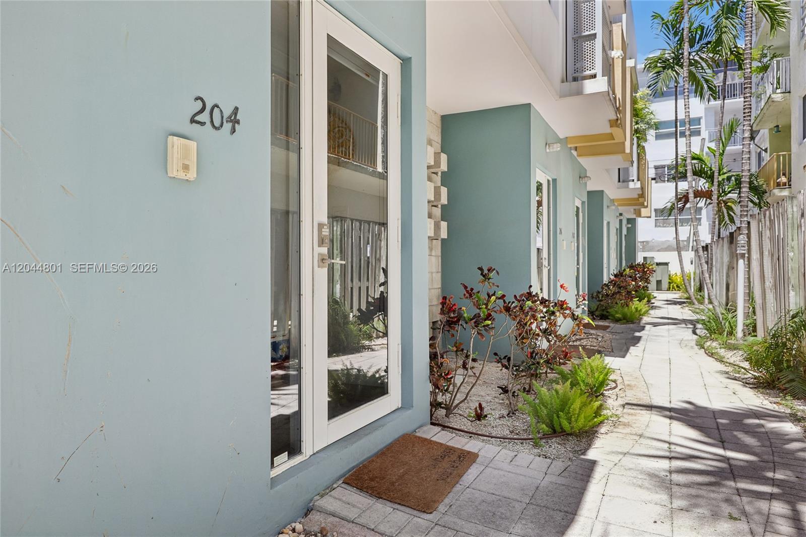 204 Washington Ave # 13