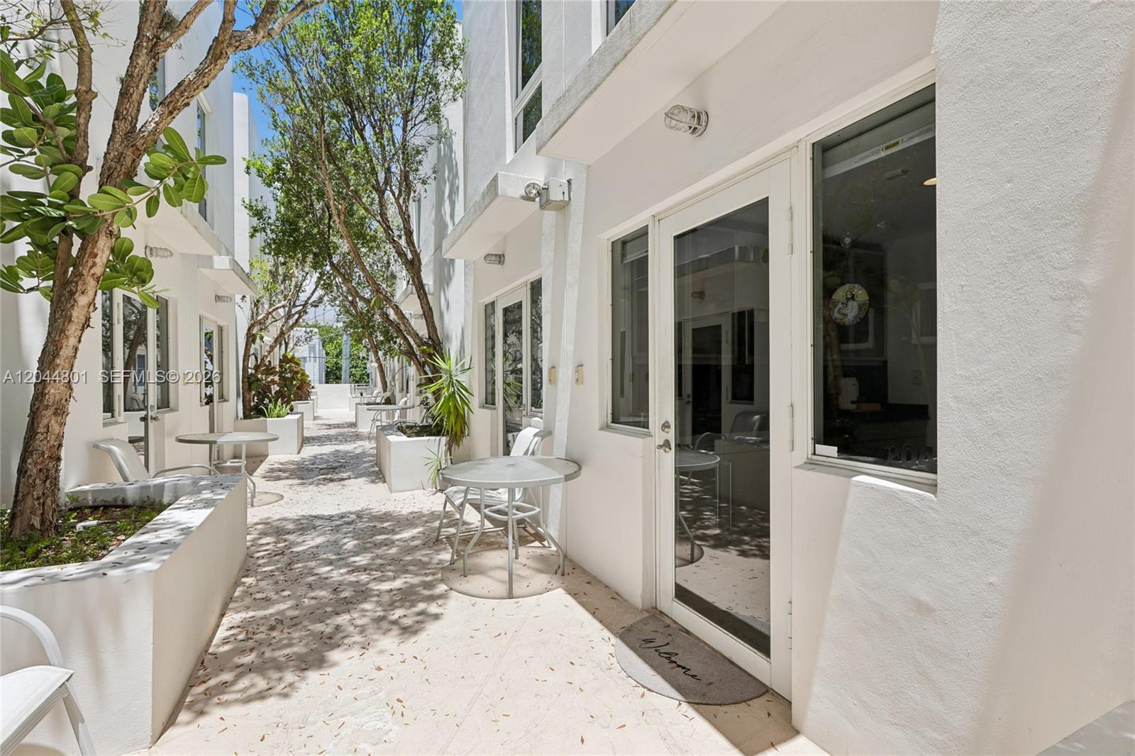 204 Washington Ave # 13
