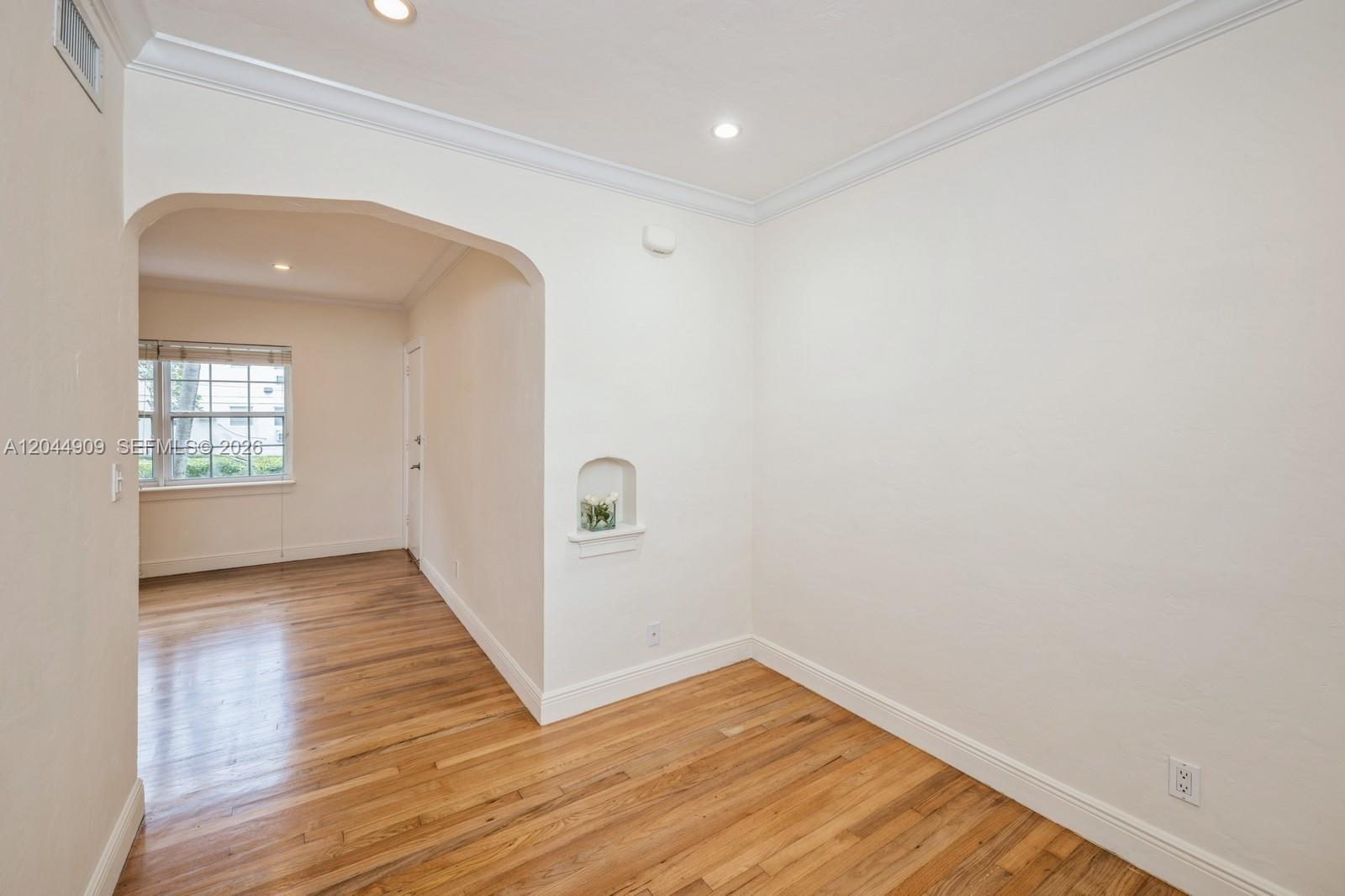 237 Madeira Ave # 2