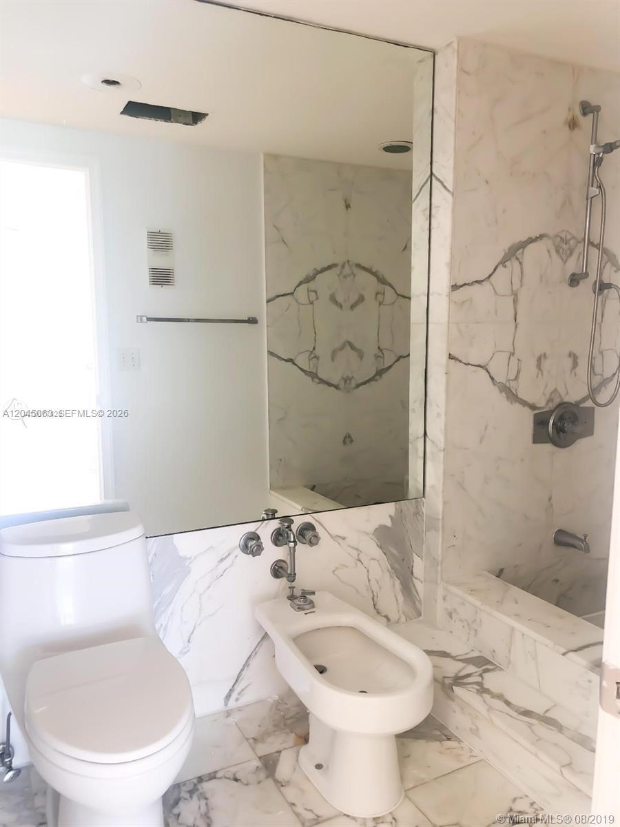 199 Ocean Lane Dr # 505