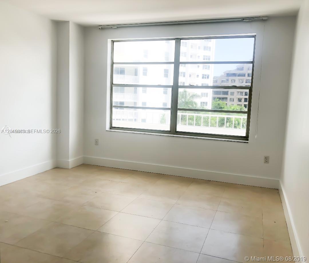199 Ocean Lane Dr # 505