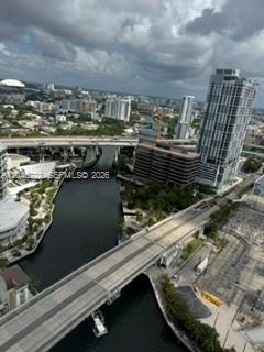 185 SW 7th St # 3009