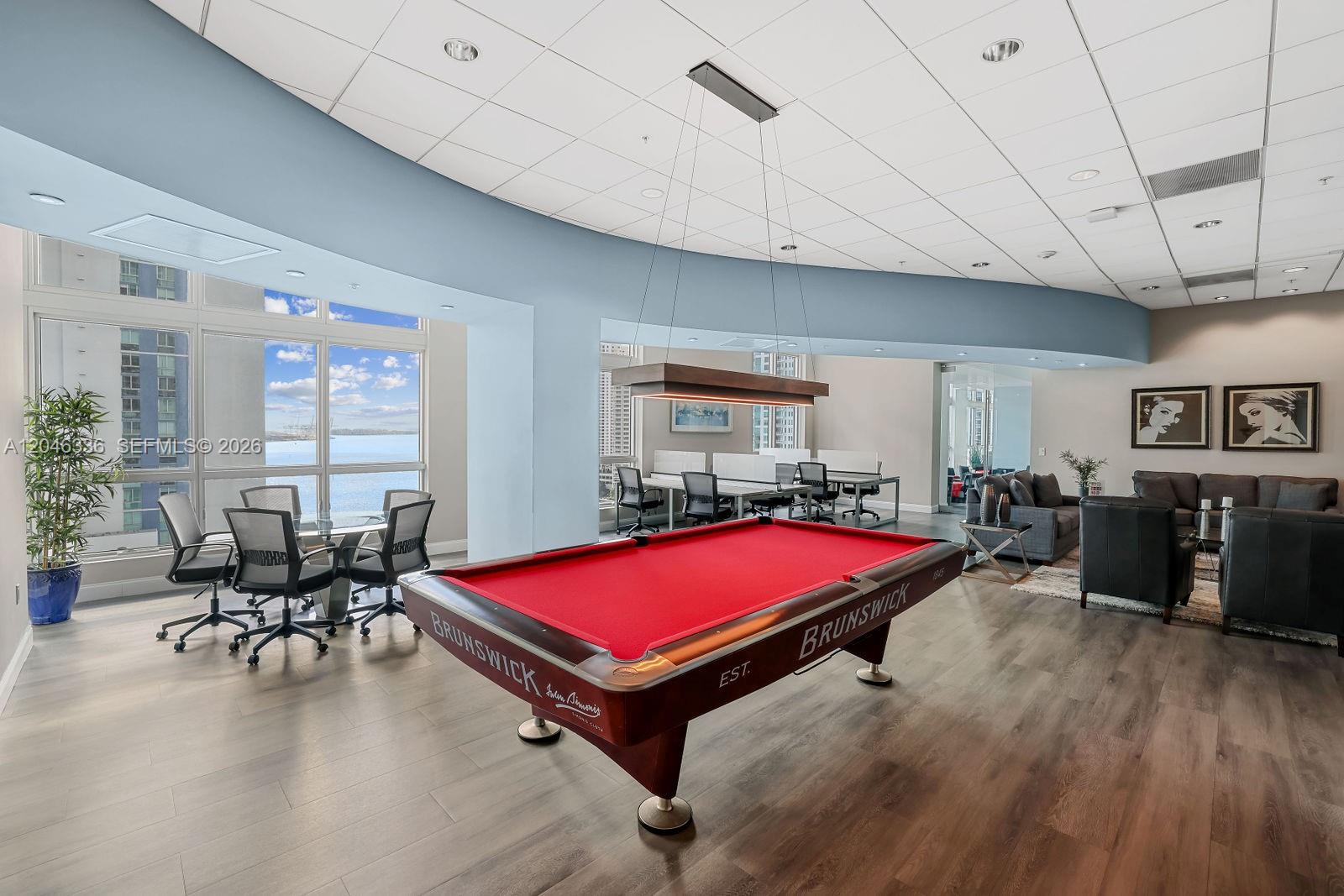 300 S Biscayne Blvd # 1503 Unit: T-1503
