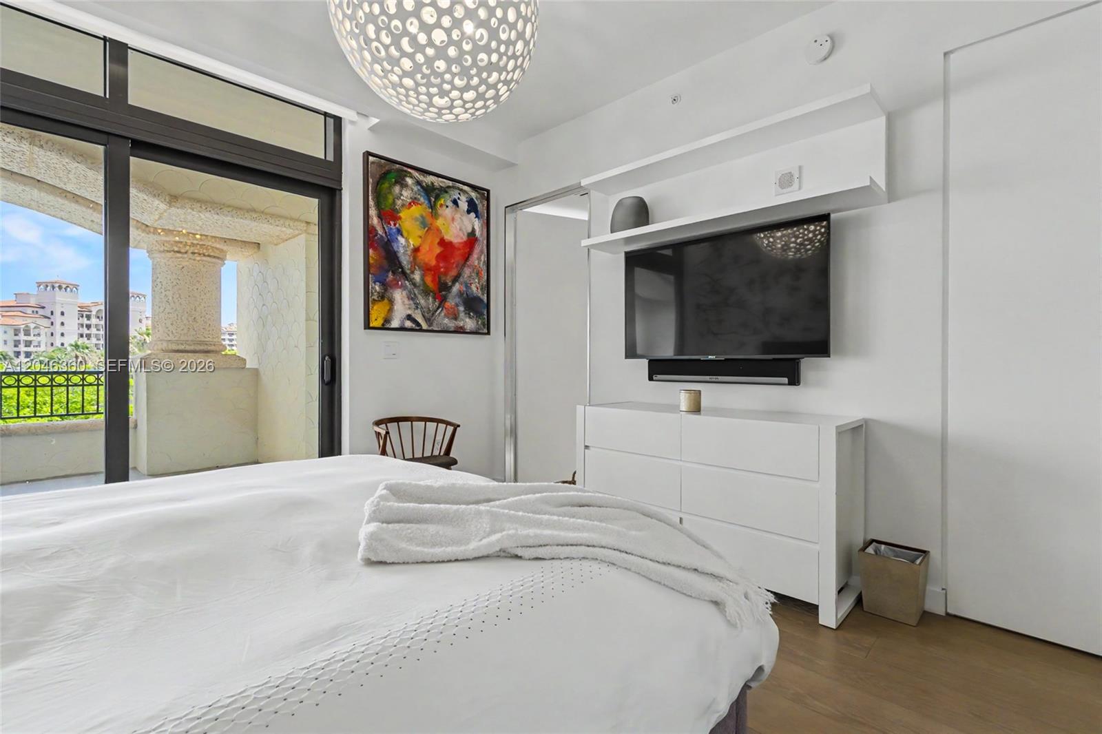 7042 Fisher Island Dr # 7042