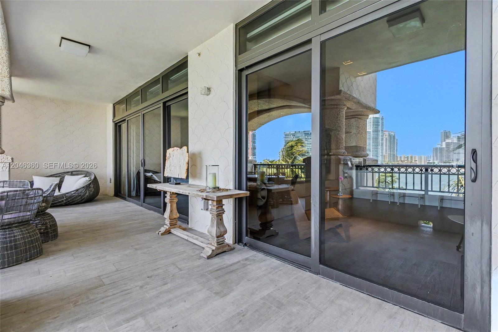 7042 Fisher Island Dr # 7042